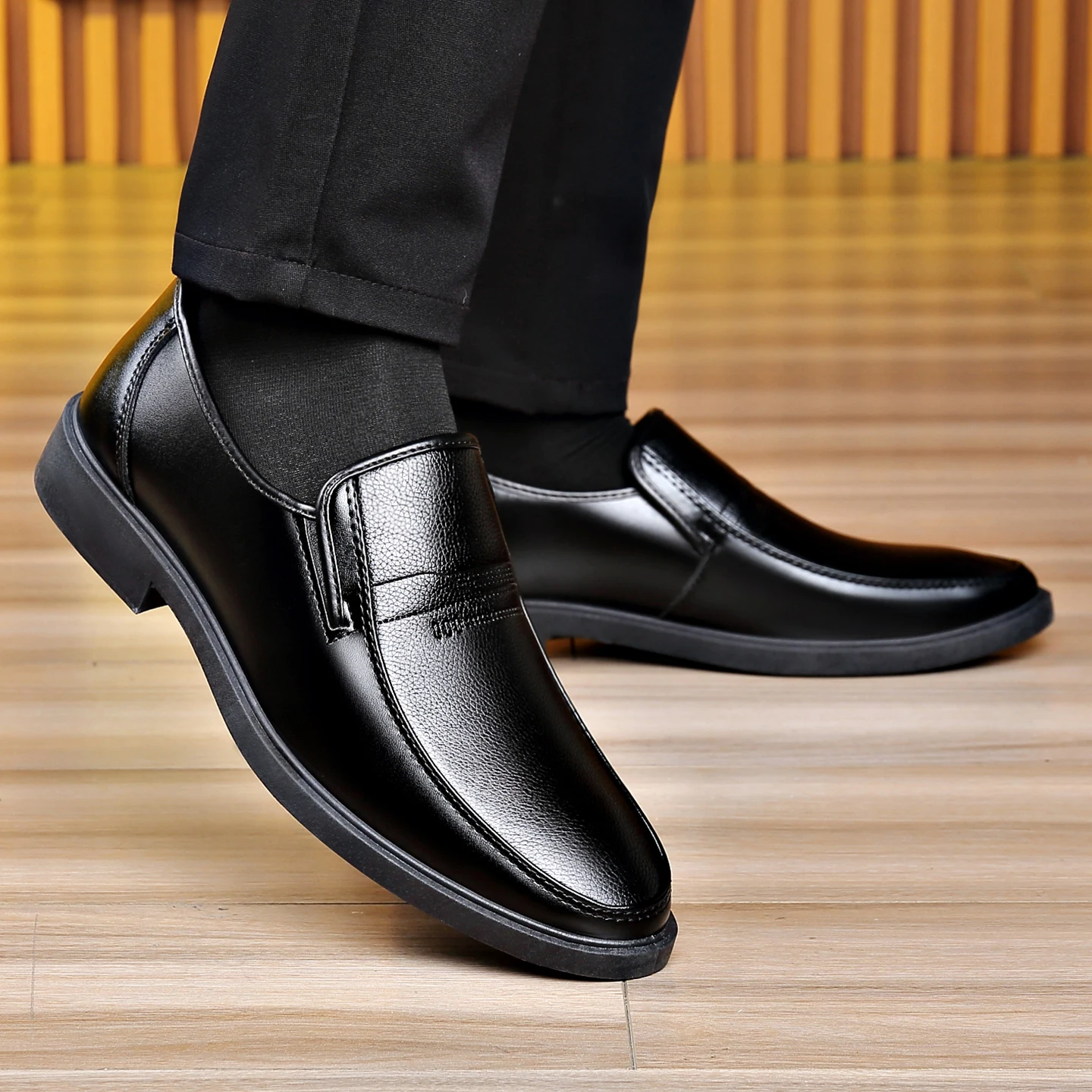 남성용 슬립온 비즈니스 가죽 구두 블랙 라운드 토 포멀 - Formal Men Daily Wear Shoes 리뷰 및 가격